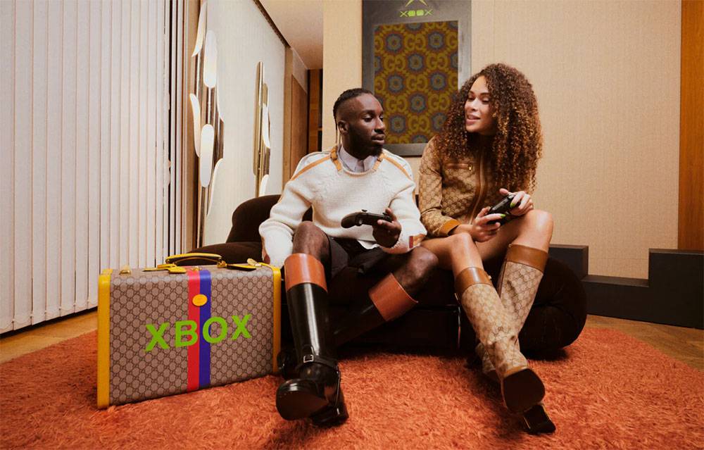 Xbox 与 Gucci 合作推出联名主机，售价 1 万美元限量 100 台秒杀