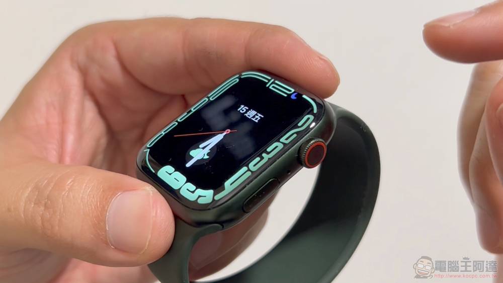 如何检查 Apple Watch 的电池健康状况？