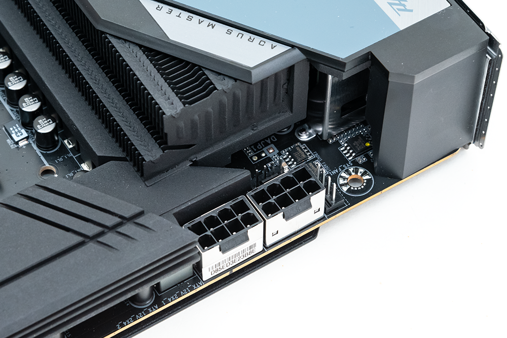 高阶定位内建豪华音效，GIGABYTE Z790 AORUS Master 开箱