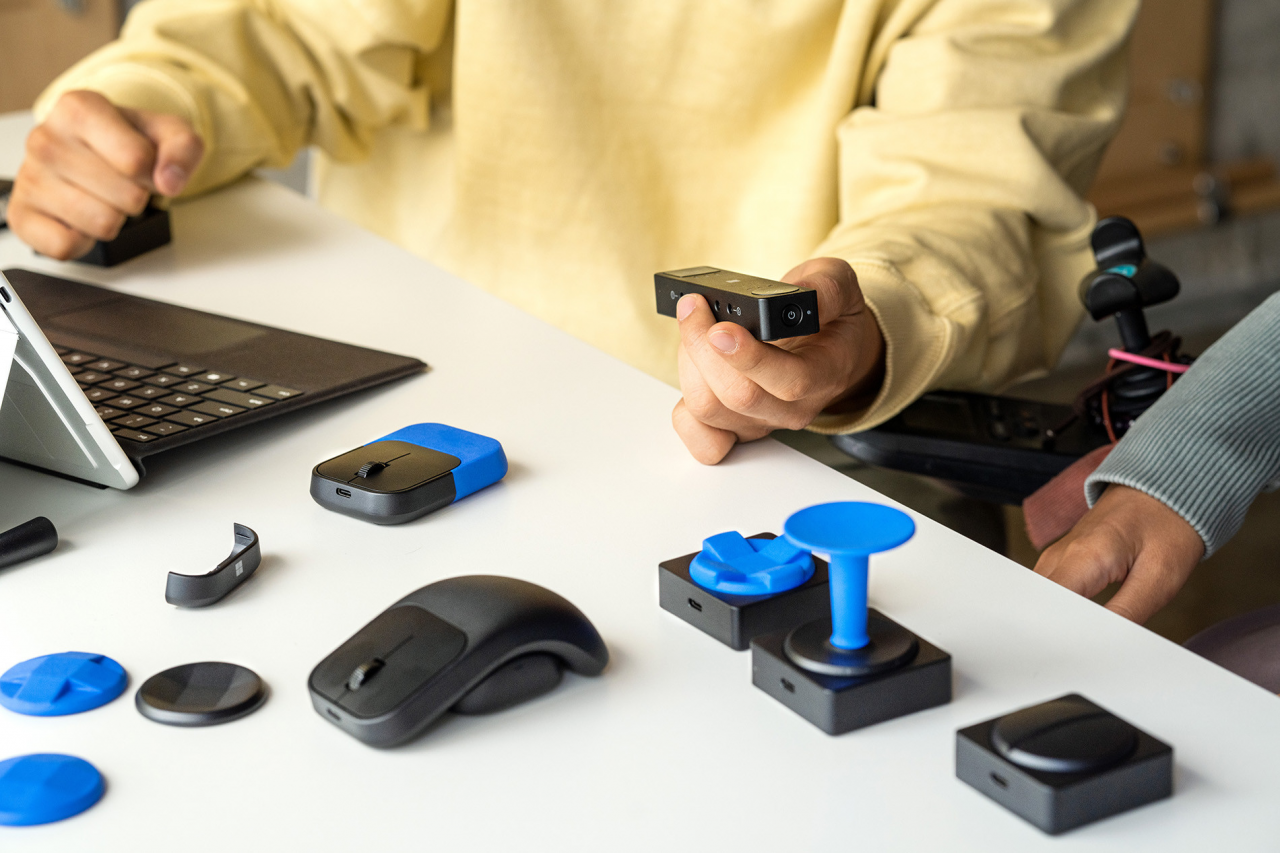 Microsoft无障碍鼠标和配件 10 月 25 日上市，支持随意组合安装部件，将登陆部分市场