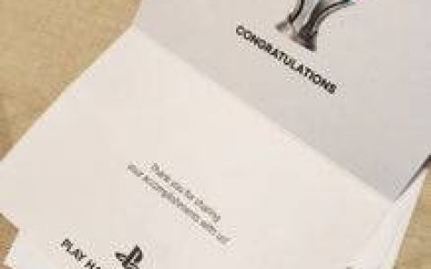 单身狗玩家只能羡慕嫉妒恨，玩家订婚获PlayStation白金奖杯祝贺