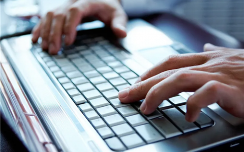 急招上午半天班女工(最新人才招聘信息)