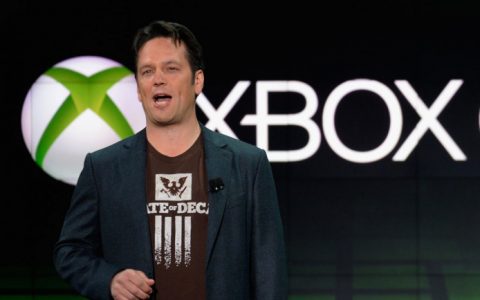 Xbox 负责人 Phil 表示，愿意将《Call of Duty》系列长期保留在 Playstation 平台上，且提供原生版本！