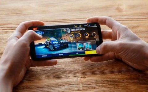 游戏厂商把手游体积越做越大，同时也让你能玩的对手游戏越来越少