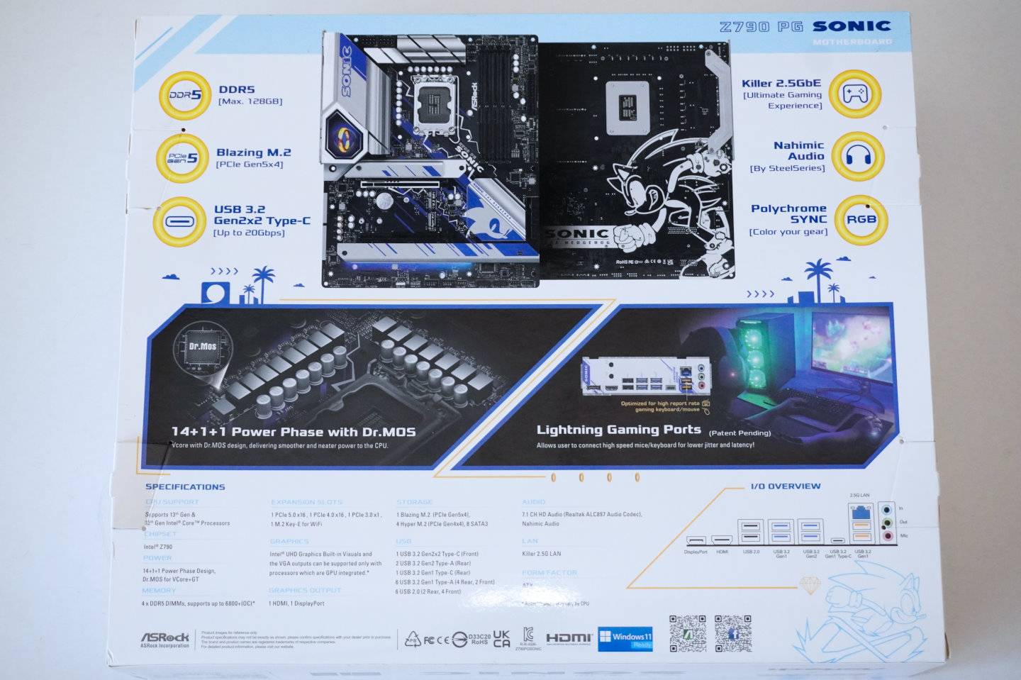 包装背面也置入金环的元素。