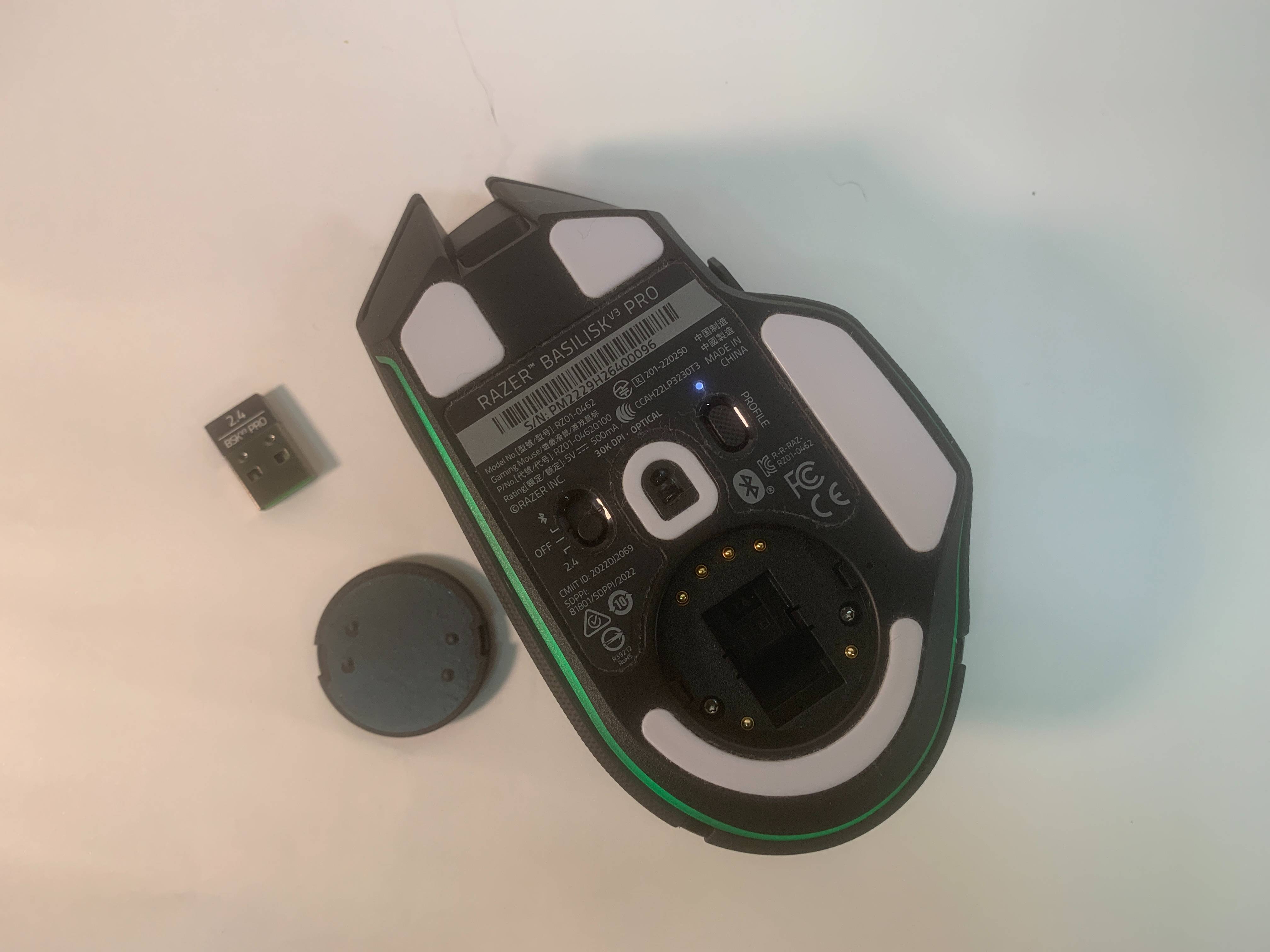 【开箱】王者登场，战无不胜 我们目前最先进的游戏鼠标 Razer Basilisk V3 Pro