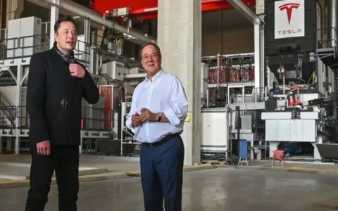 是天才还是暴君？ 特斯拉前经理告诉你，他看到在工作中的马斯克的8个真相