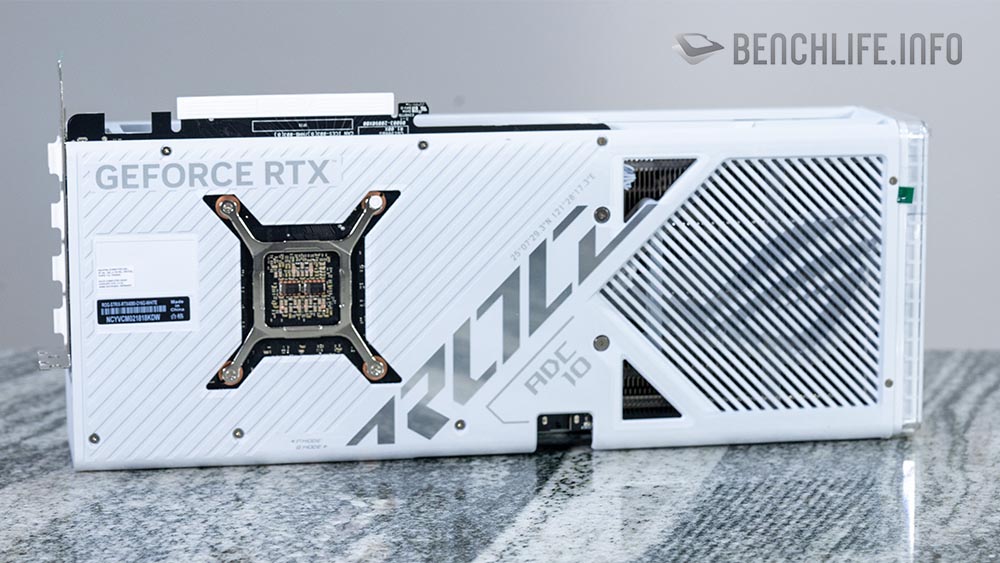这颜色就是有些魅力在，ROG Strix GeForce RTX 4080 白色版开箱
