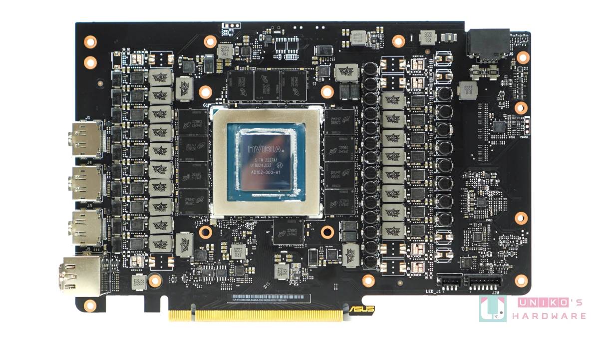 ASUS TUF Gaming RTX 4090 OC 24GB 拆解与性能评测