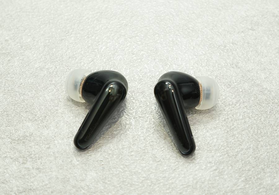 soundcore Liberty 4 开箱评测分享：超值又特别的真无线蓝牙耳机！