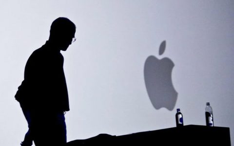 乔布斯批Android 是窃取来的，工程师称苹果复仇计划持续进行