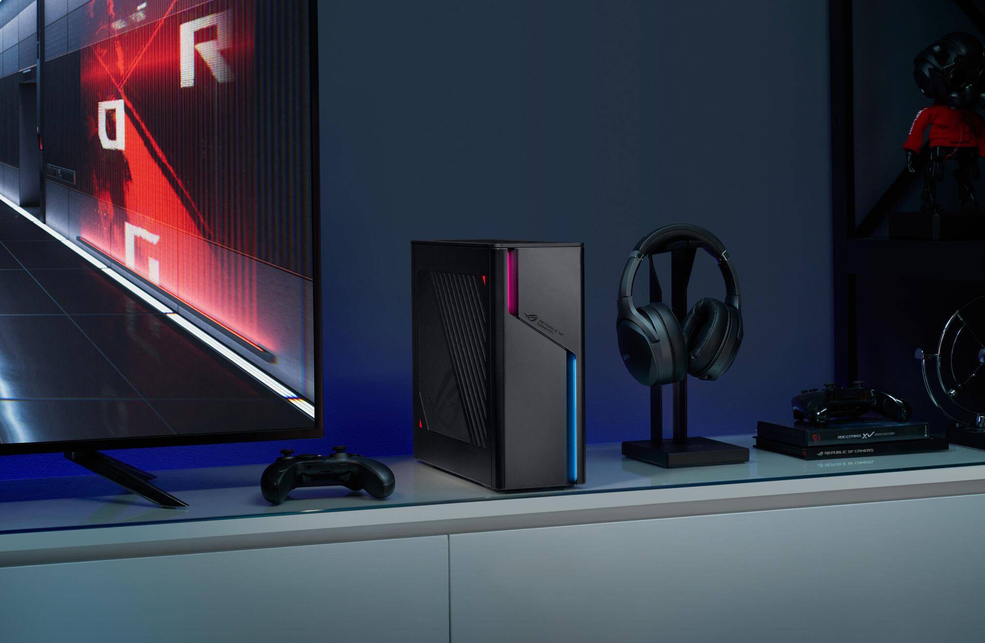 ASUS ROG 全新高性能台式电脑主机正式公布，机箱设计虽小，但性能猛如虎！