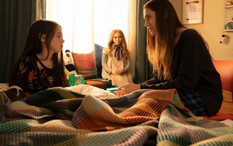 《M3GAN》微剧透影评！喜剧比恐怖成分还要重的恐怖电影！