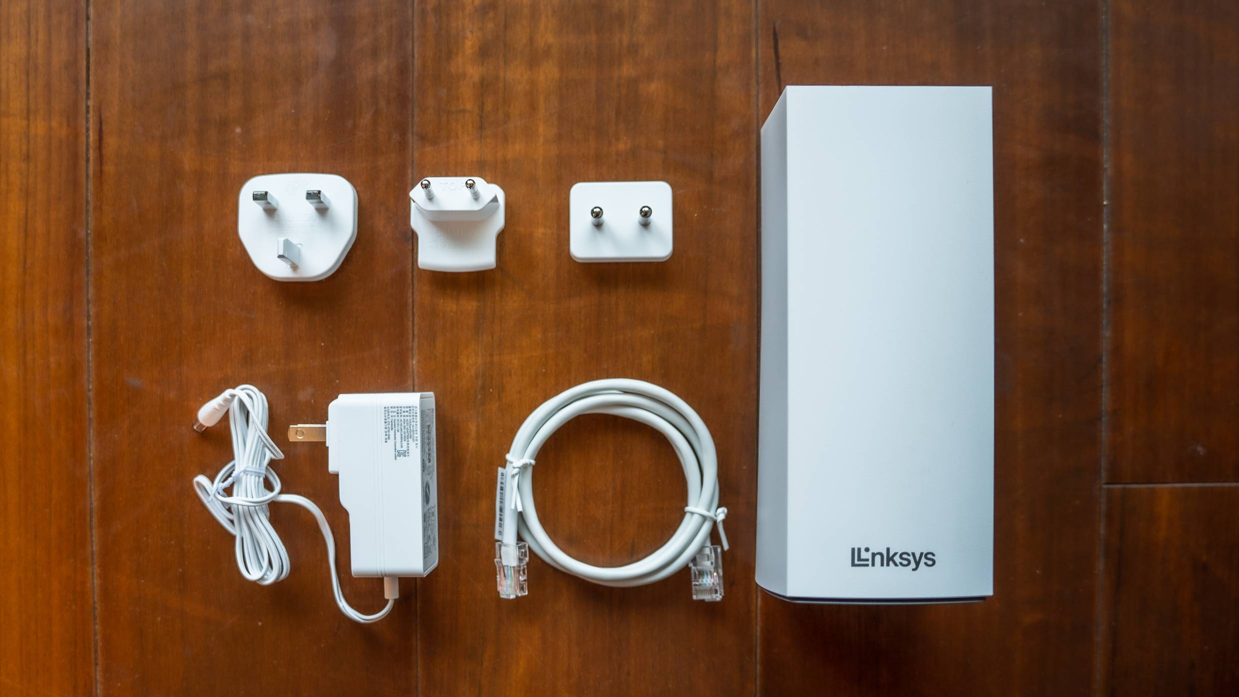 Linksys Atlas 6 Hero AX3000 开箱实测：平价简约好用的 Mesh 双频路由器！