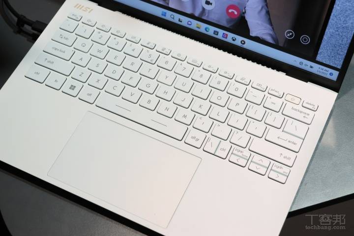 【CES 2023】MSI 升级 Prestige 系列商务笔记本，镁铝合金强度升级、重量更轻、续航达 15 小时