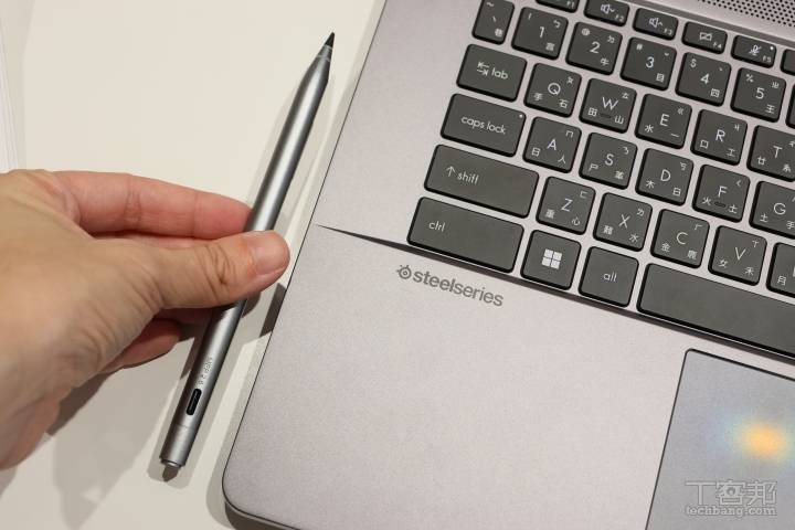 【CES 2023】MSI Pen 2 新升级，可在纸张上书写也可在笔记本上绘图，升级 Creator Z 操作体验