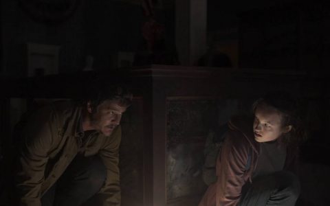 《The Last of Us》电视剧第一集感想！以不同的媒介重温熟悉的末日体验！