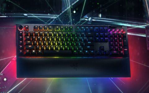Razer推出BlackWidow V4 Pro电竞键盘， 搭载命令旋钮、专属宏键