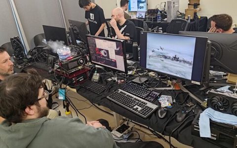华硕工作站主板提供全新超频方式，超频性能测试创下10项世界纪录