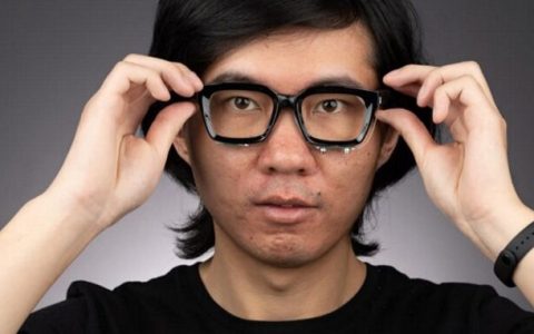 科学家研发AI声纳眼镜：可识别唇语，精准率达95%
