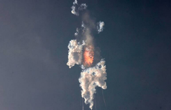 特斯拉市值腰斩、星舰爆炸还开副本要打OpenAI，马斯克遭特斯拉大股东联名声讨：别分心在其他公司上了
