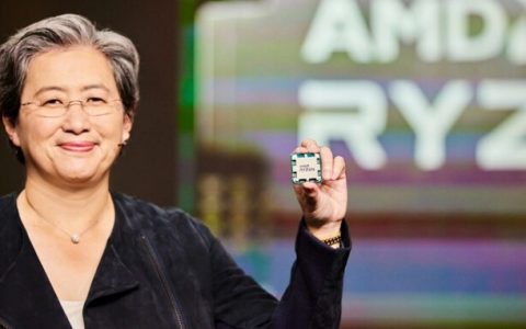老黄NV显示卡涨不停还说摩尔定律已死，AMD CEO苏姿丰说「并没有」