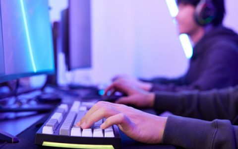 附近2公里招临时工(找工作附近临时工日结)