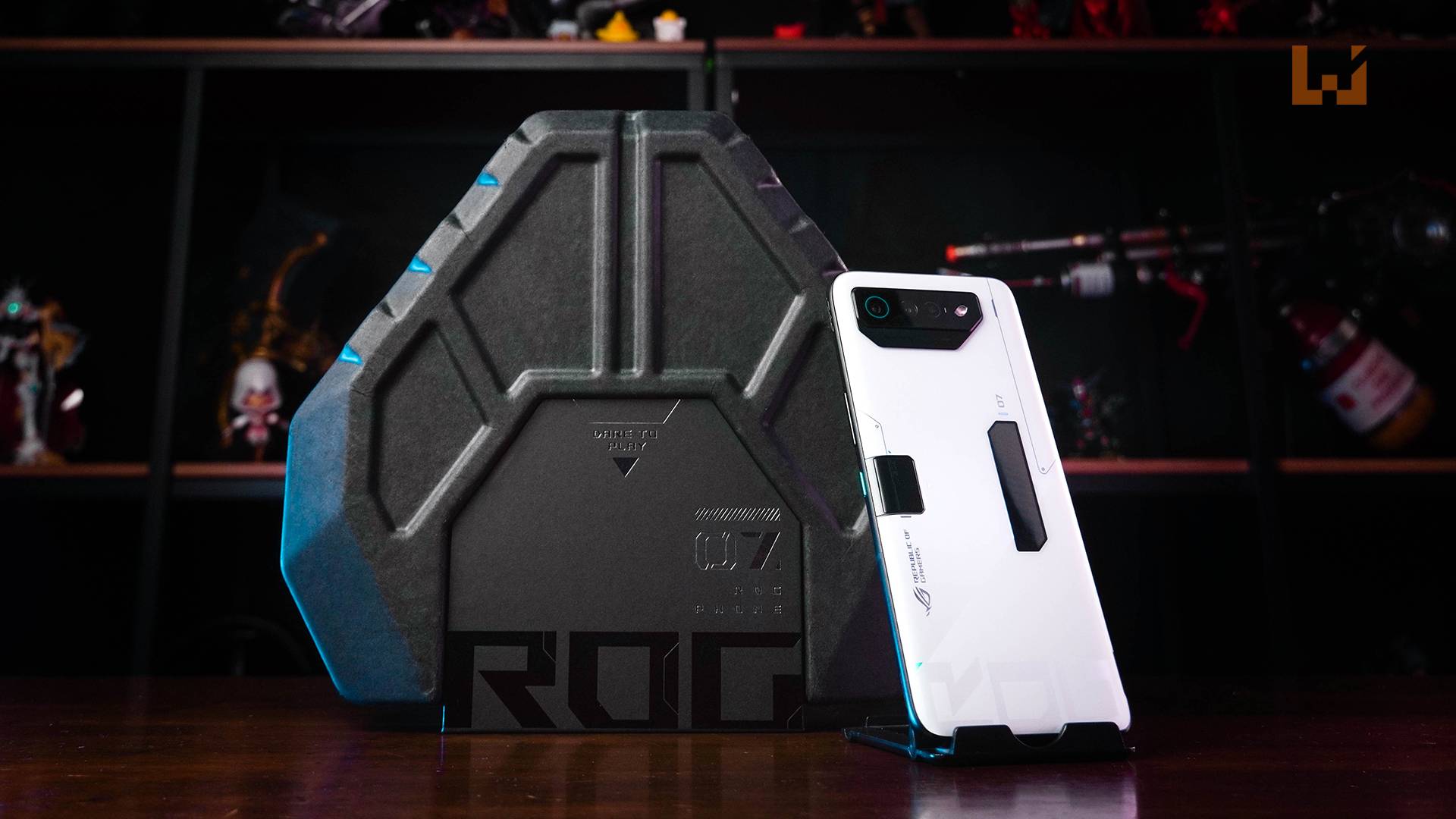 ROG Phone 7 Ultimate评测！自定义震动反馈超大幅提升游戏体验！