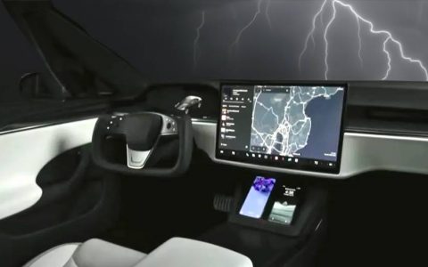 能让雨刷与特斯拉车主同时发疯的「Deep Rain」人工智能，现在可以关了