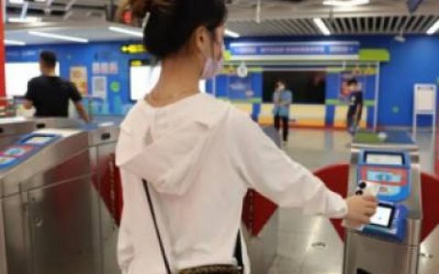 急招熟练缝纫工8000元(缝纫工怎么练手脚最快)