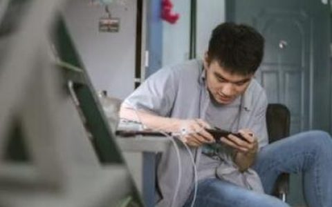 发朋友圈赚钱5元一条(操作很是简单)