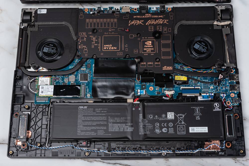 Ryzen 7945HX3D 强袭！ ROG STRIX SCAR 17 X3D （2023） G733PYV 测试报告