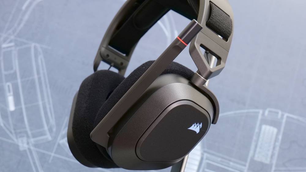 续航增加的无线三模版本来啰！ CORSAIR HS80 MAX 无线电竞耳机