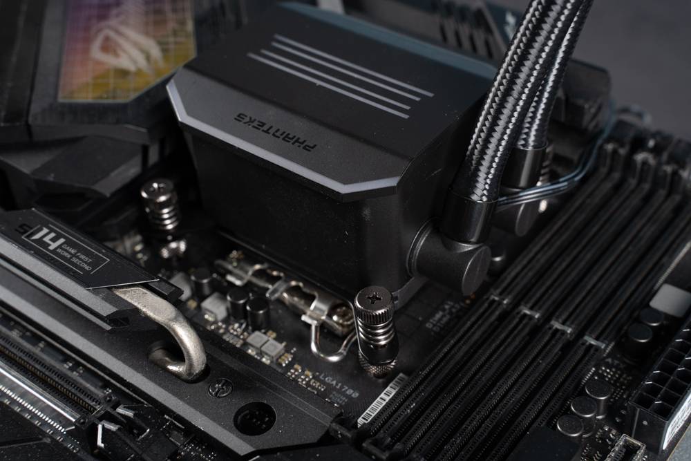快拆桥接风扇 X 高性能一体式水冷 | Phanteks GLACIER ONE 360 D30 开箱测试