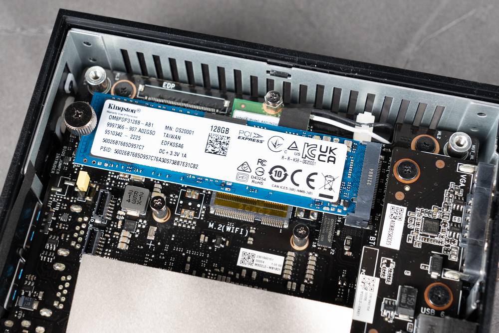 无风扇、低功耗、超迷你电脑究竟有多强的效能 ？ ASUS ExpertCenter PN42 Mini PC 开箱测试