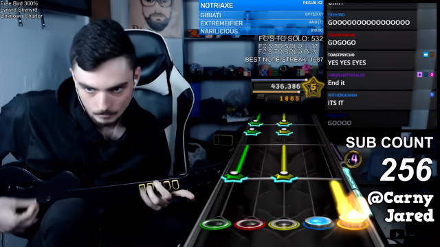 神人玩家打破《吉他英雄2》世界纪录，「用300%曲速」完成超难曲目Full Combo