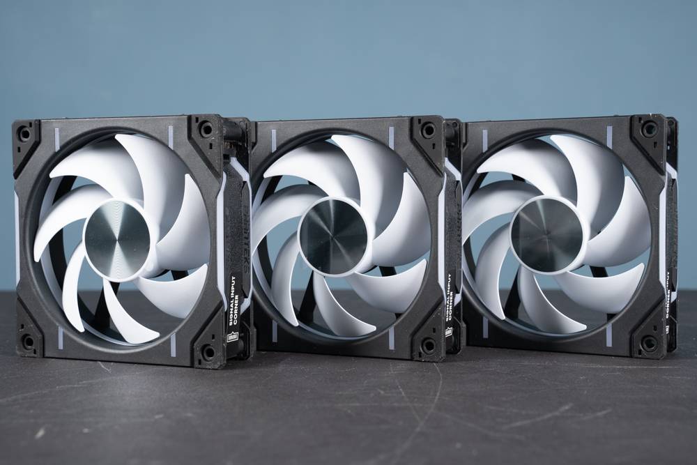 快拆桥接风扇 X 高性能一体式水冷 | Phanteks GLACIER ONE 360 D30 开箱测试