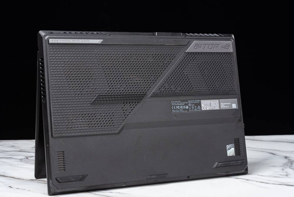 Ryzen 7945HX3D 强袭！ ROG STRIX SCAR 17 X3D （2023） G733PYV 测试报告