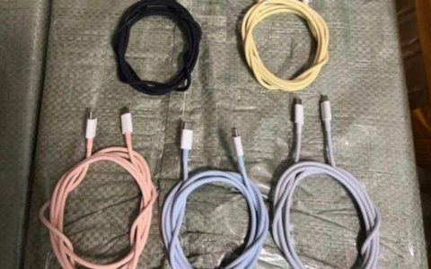 iPhone 15系列使用的USB-C数据线曝光：苹果暗示可能提供的机型配色