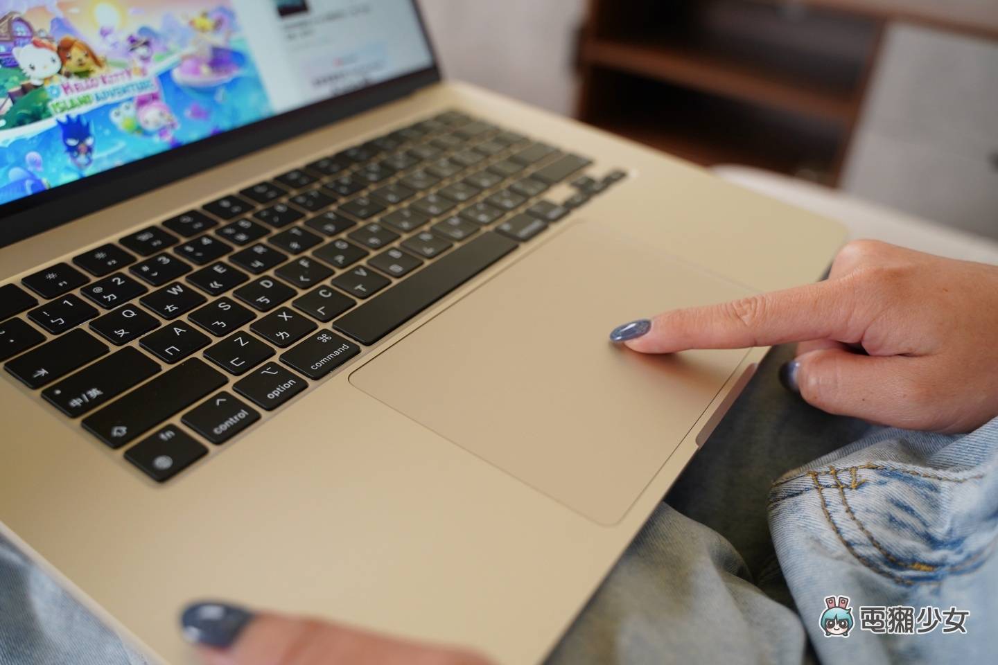 开箱|15 寸的 M2 MacBook Air 真的有香！ 屏幕变大了但然后呢？