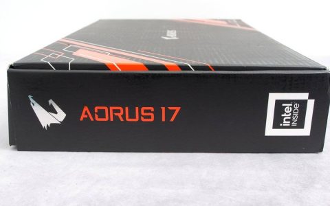 低调奢华电竞风 Gigabyte AORUS 17 YE5 快速开箱