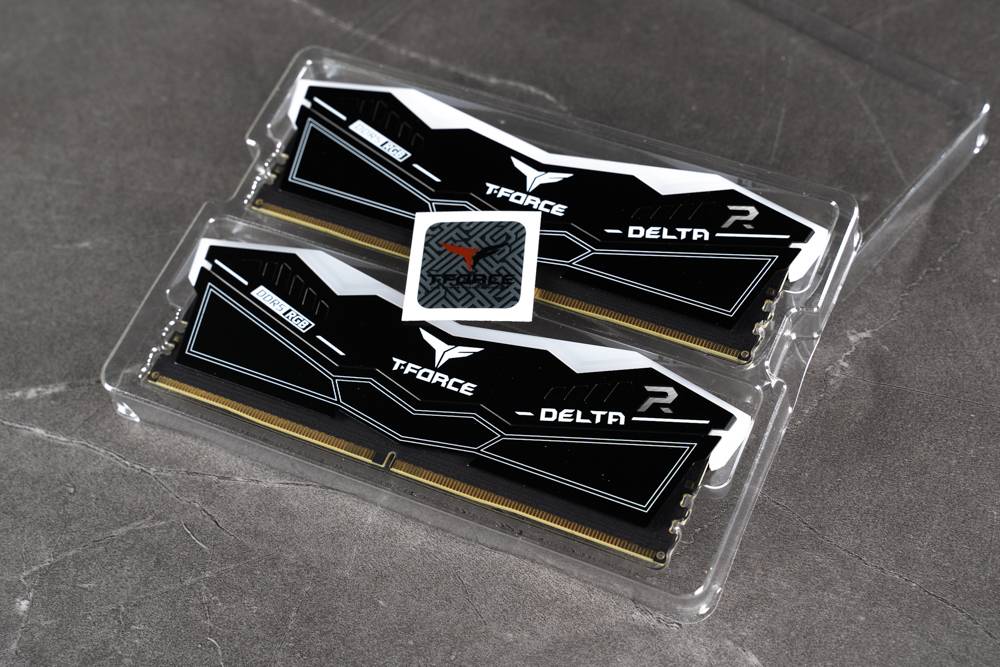 非二进制 RGB 内存登场 ！ 十铨 T-FORCE DELTA RGB DDR5 7200MT/s 24GBx2 非二进制内存开箱测试