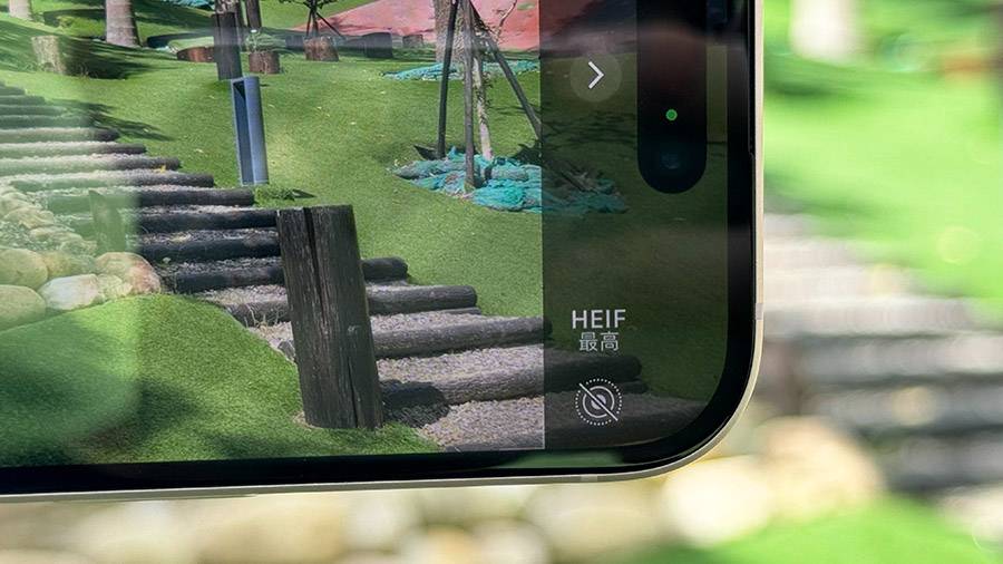 iPhone 15 开箱评测：兼顾娱乐性与实用性的一款 iPhone