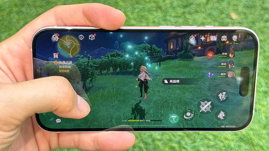 iPhone 15 开箱评测：兼顾娱乐性与实用性的一款 iPhone