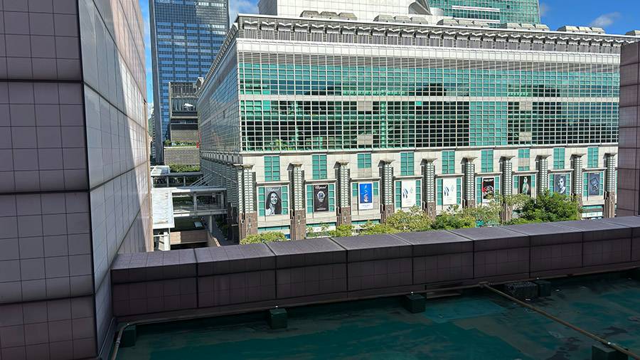 iPhone 15 开箱评测：兼顾娱乐性与实用性的一款 iPhone