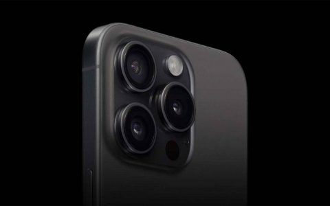 传苹果为iPhone 16 Ultra增添三个小型镜头，以配合Vision Pro使用