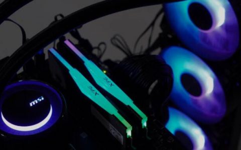 MSI MAG Coreliquid E360一体式水冷效能实测，压制Ryzen 9 7950X没问题