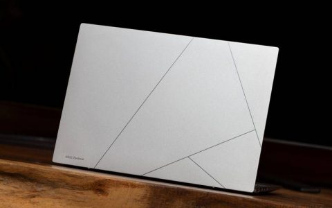 ASUS Zenbook 14 OLED笔电动手玩：Intel Unison轻松串接移动设备