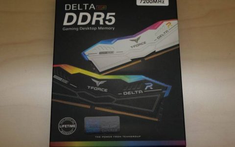 非二进制 DDR5 到来 T-FORCE DELTA RGB D5-7200 （24Gx2）