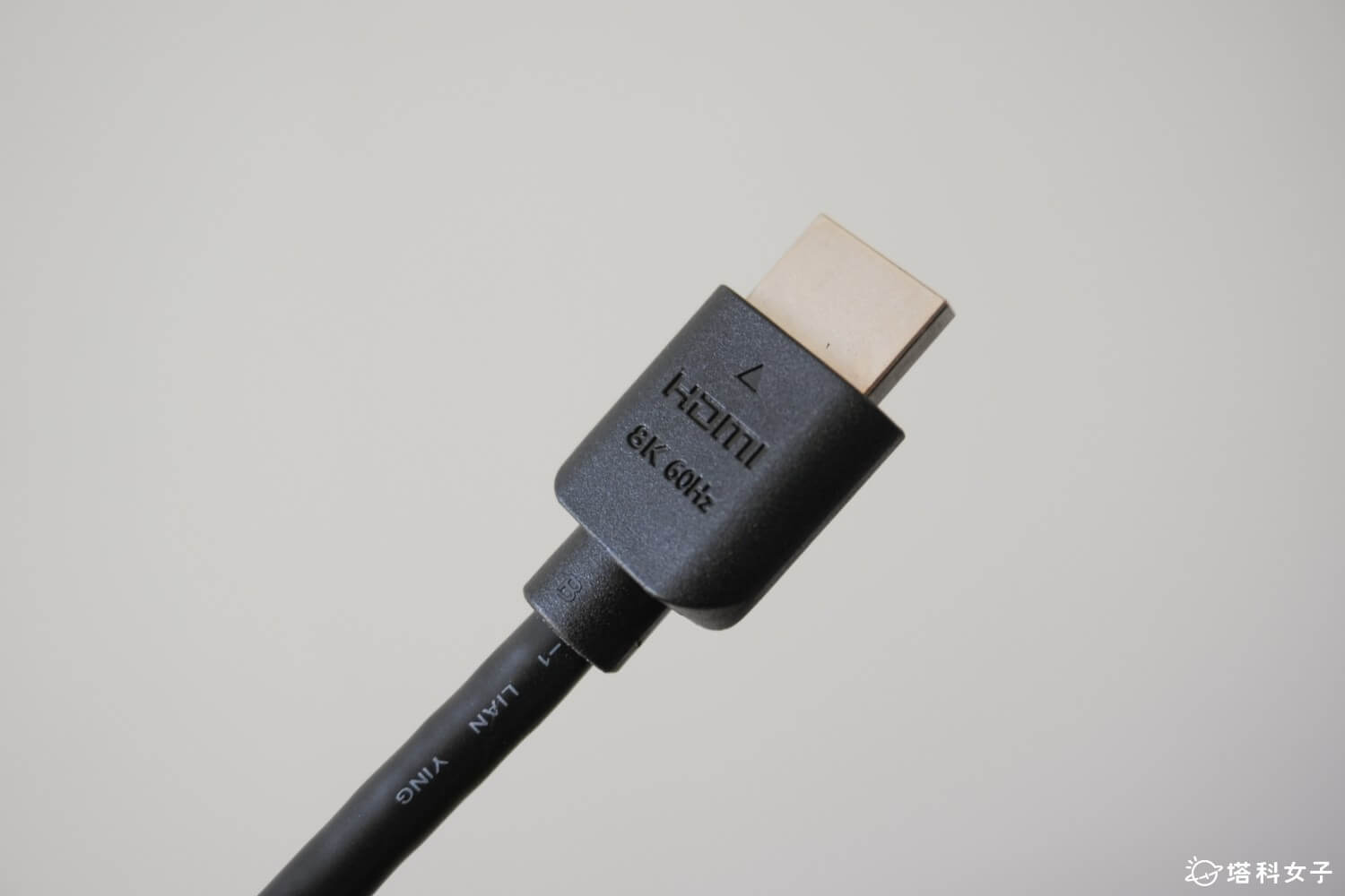 微星电竞屏幕MSSI MAG 274UPF使用评测：HDMI 2.1